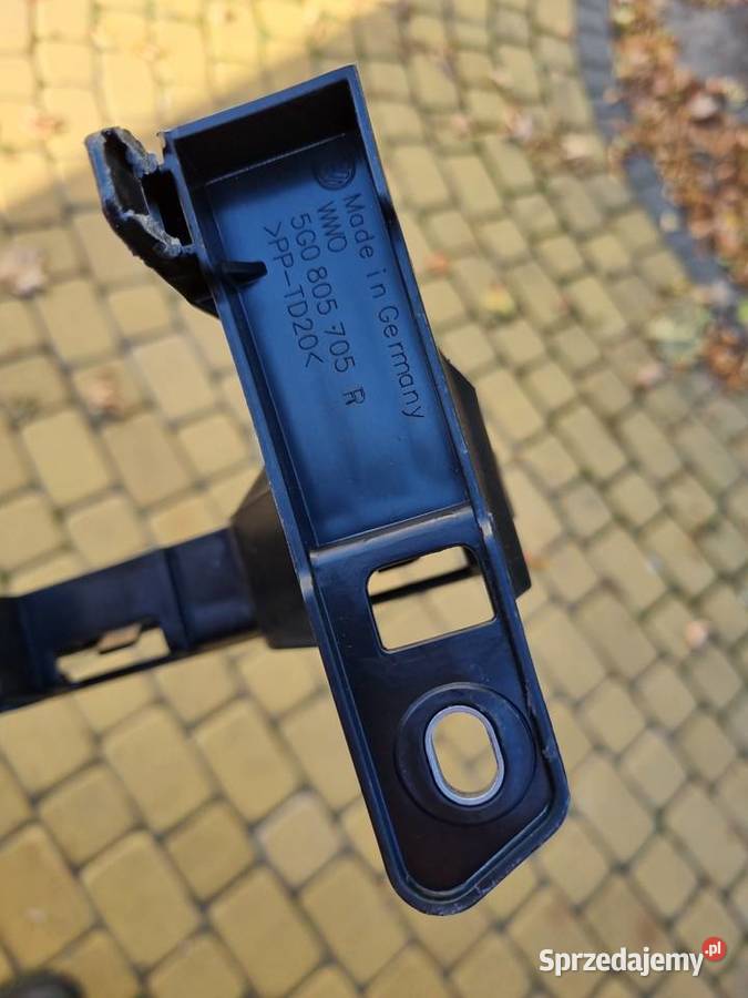 Ślizg mocowanie wspornik zderzaka VW GOLF VII Złoczew