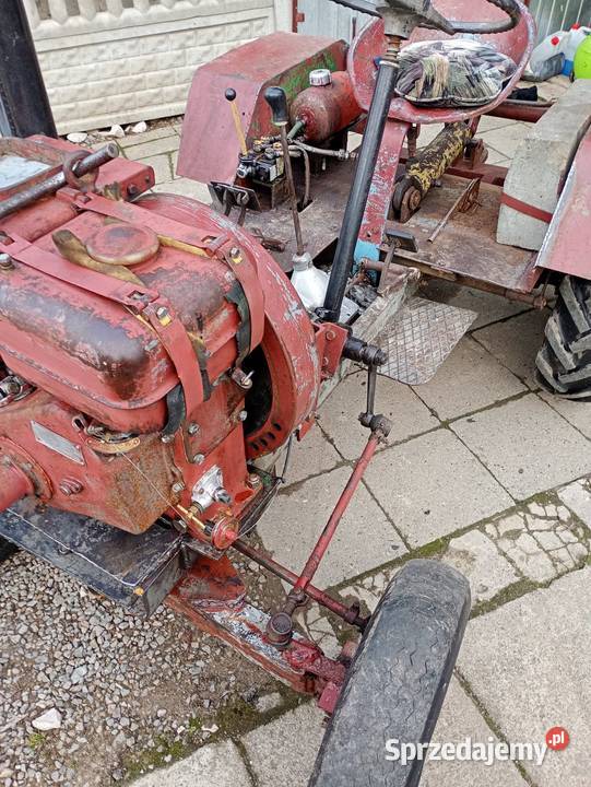 Traktor sam es 12 andoria