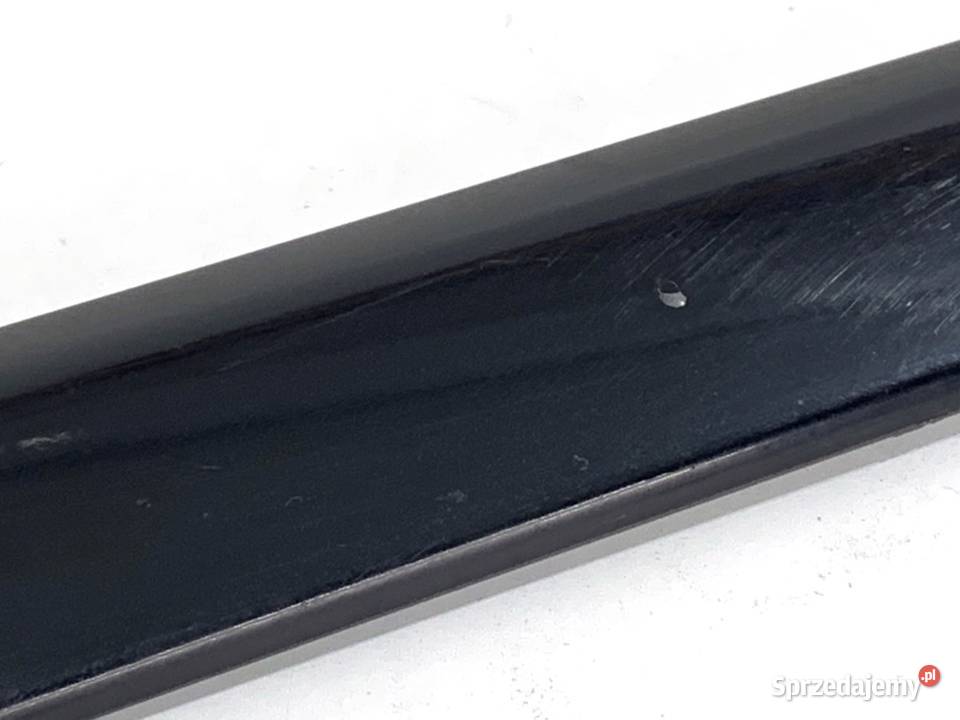 LISTWA DRZWI PRAWY PRZÓD AUDI A4 B7 Kombi 0408