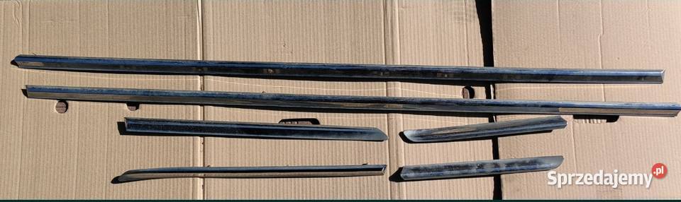 Listwy boczne drzwi błotników BMW E46 Coupe Pozostałe