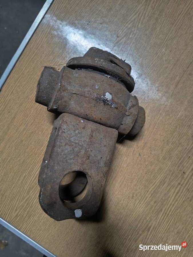 Sprzedam ucho do zaczepu do ciągnika Opole Lubelskie