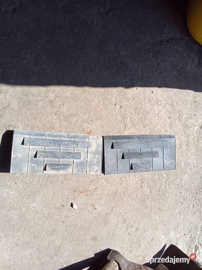 Nawiewy do tylnej klapy Fiat 126p Rok produkcji 1984 Lipno