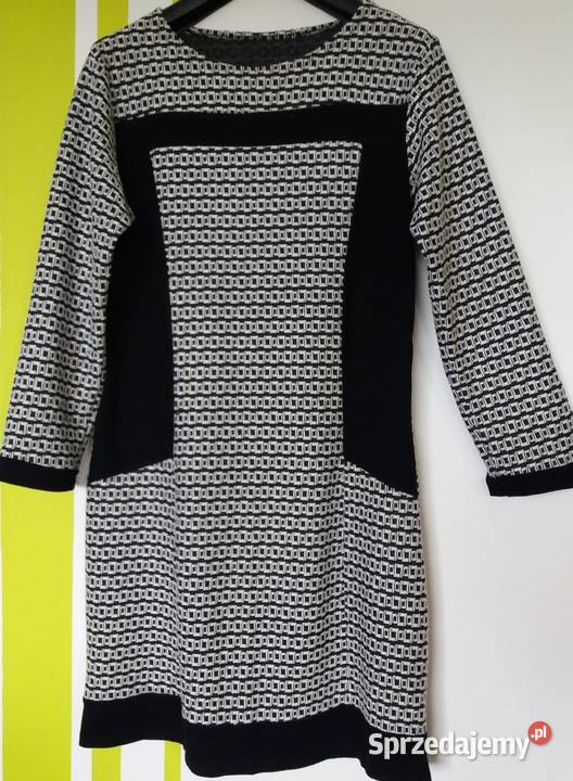 M4042 Wygodna sukienka na co dzień Gliwice