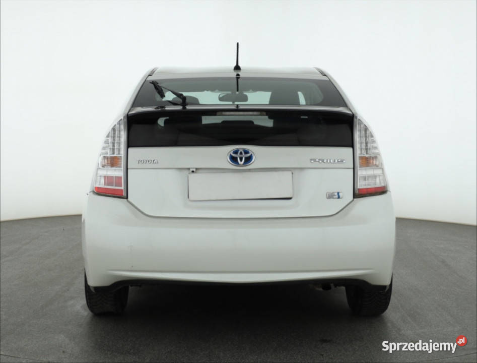 Toyota Prius 18 VVTi HSD Bielany Wrocławskie