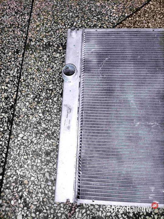 Chłodnica BMW E60 E61 E60 E61 LCI E63 E63 LCI Poręba