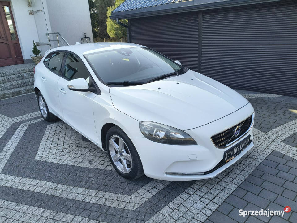 Volvo V40 20D 120 Kinetic Full Serwis II 2012 garażowany