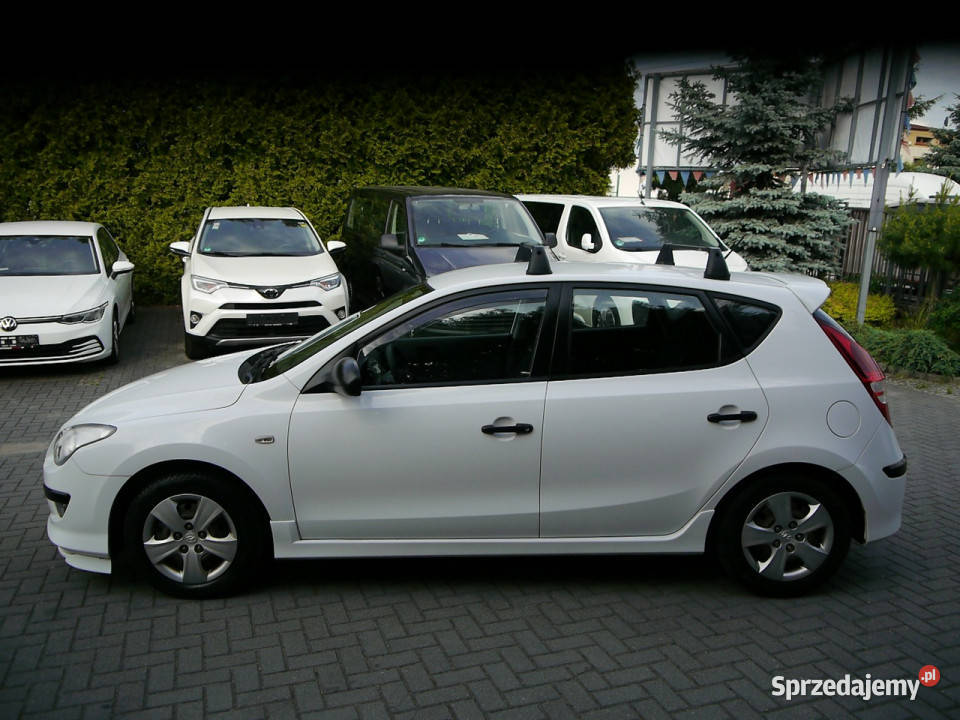 Hyundai i30 14i Stan b bez rdzy i korozji isofix Samochody osobowe Częstochowa