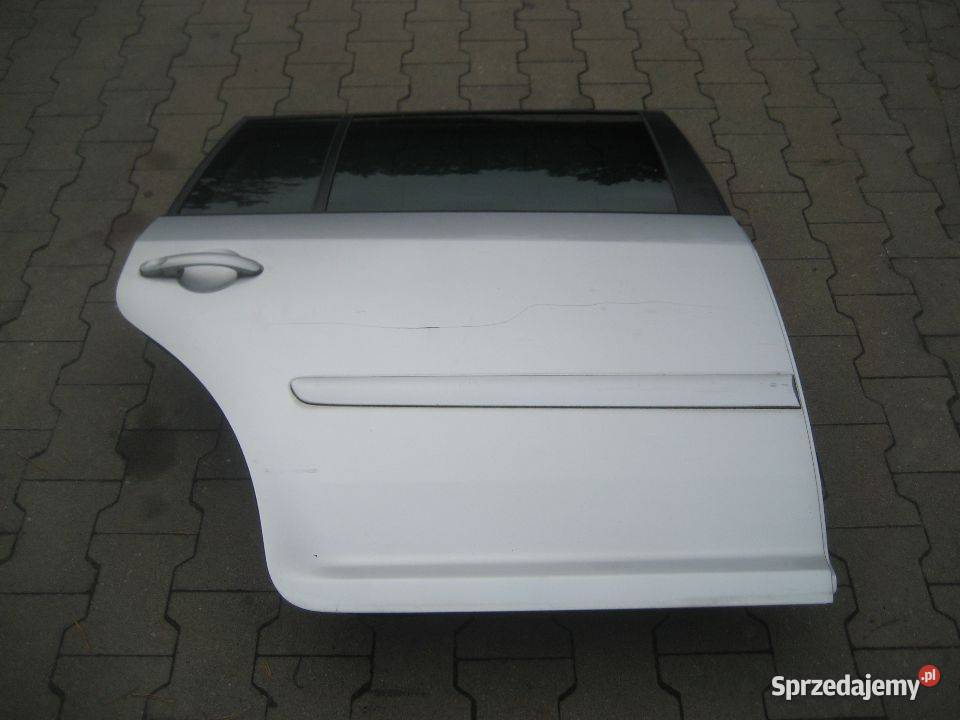 vw touran 0309r drzwi tył prawe kod lakieru LA7W osobowe wielkopolskie