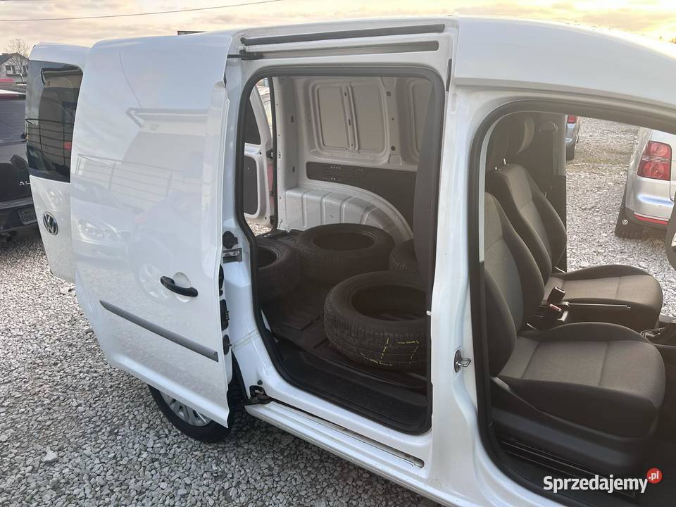 Volkswagen Caddy 2016 bluetooth Ładna
