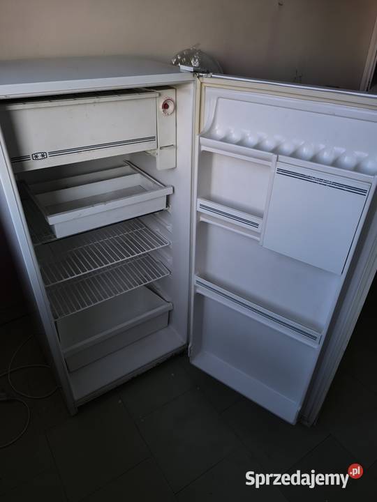 Lodówka marki Polar