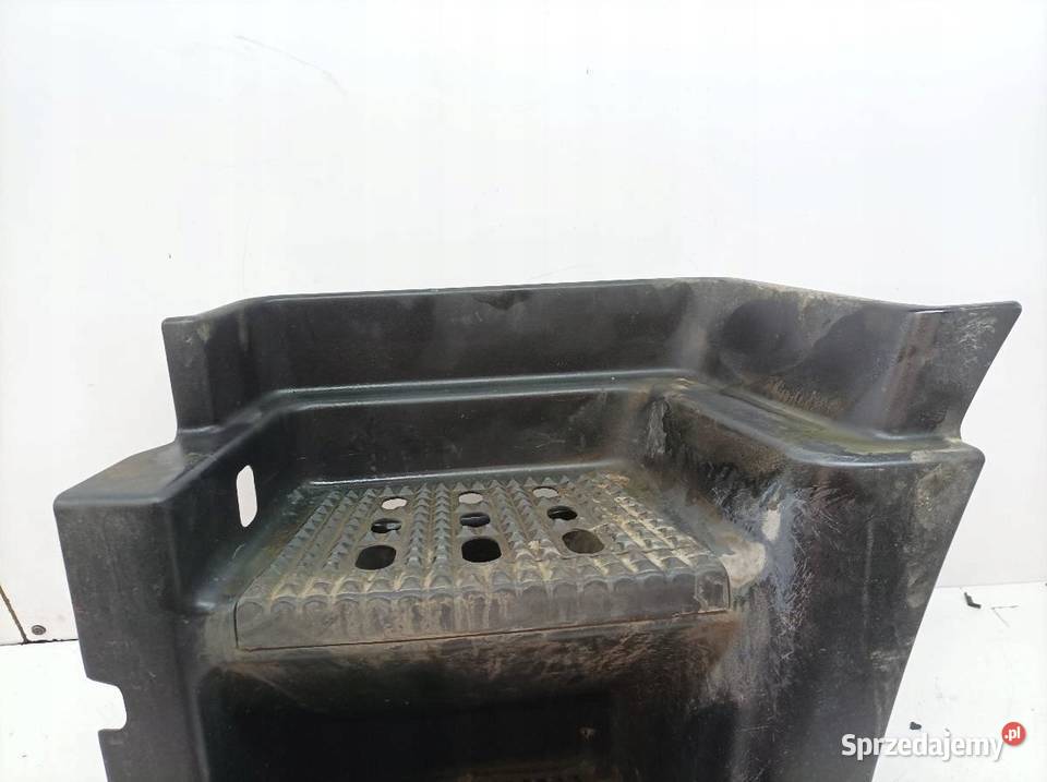 OSŁONA PROGU STOPIEN LEWY Iveco Stralis świętokrzyskie