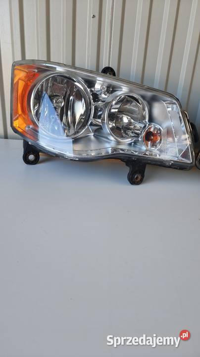 Lampy przód przednie Chrysler Voyager Town Lampy przednie Słupsk