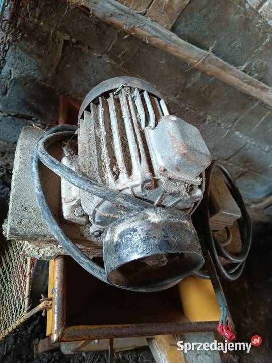 Śrutownik z silnikiem LUZAMET