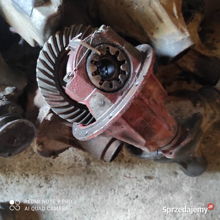 Wałek atakujący koło talerzowe mechanizm Brzozów