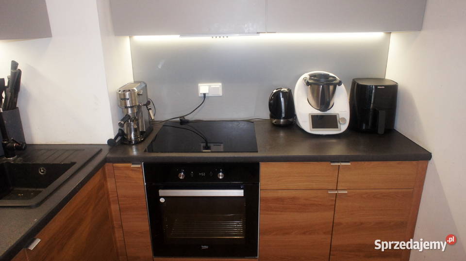 2 pokoje z ogródkiem i halą garażowązwierzęta 3 piętra i więcej Gdańsk