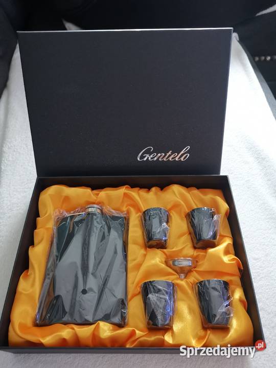 Zestaw Piersiówka kieliszki i lejek 64211 kujawsko-pomorskie Grudziądz sprzedam