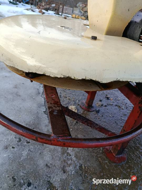 Motyl rozsiewacz wapna soli transport Limanowa sprzedam