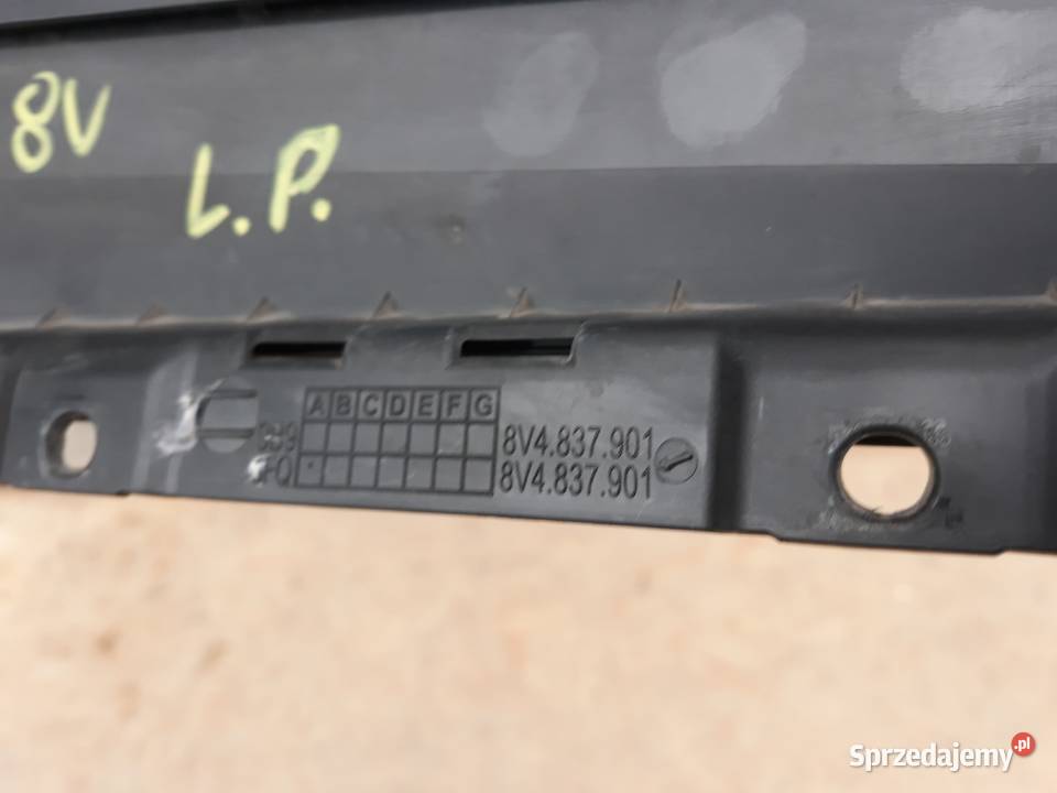 AUDI A3 8V4 LISTWA SŁUPKA DRZWI LEWY PRZÓD wielkopolskie