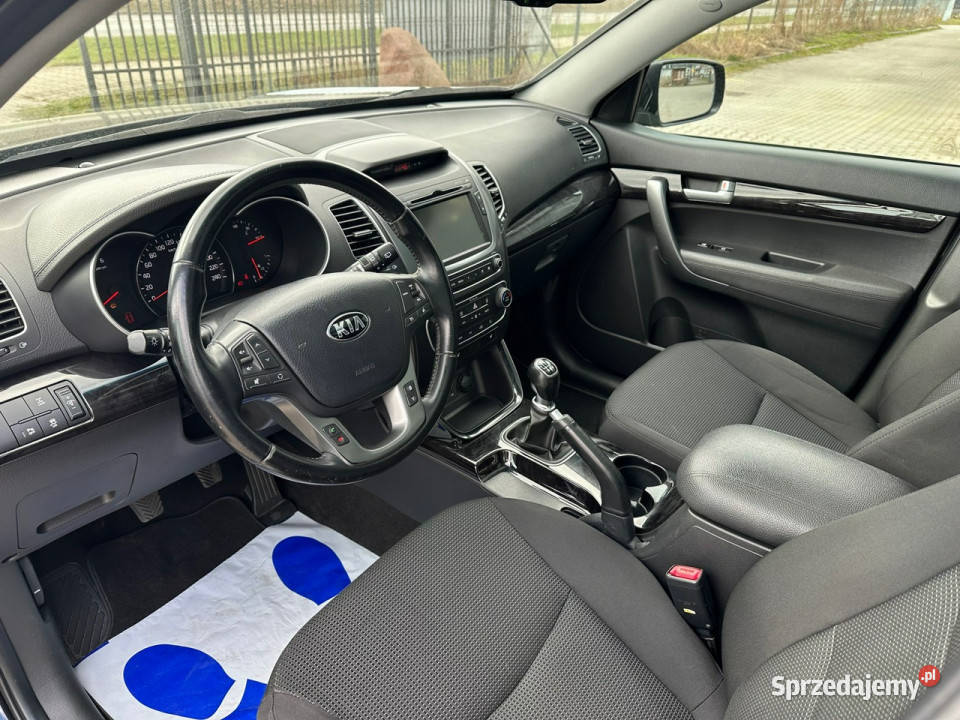 Kia Sorento 20crdi 4x4 7os Ciemne szyby Czarna immobilizer Ostrowiec Świętokrzyski