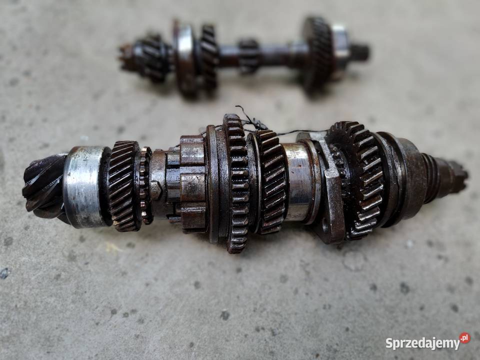 Wałek główny choinka skrzynia biegów Skoda osobowe Leszno