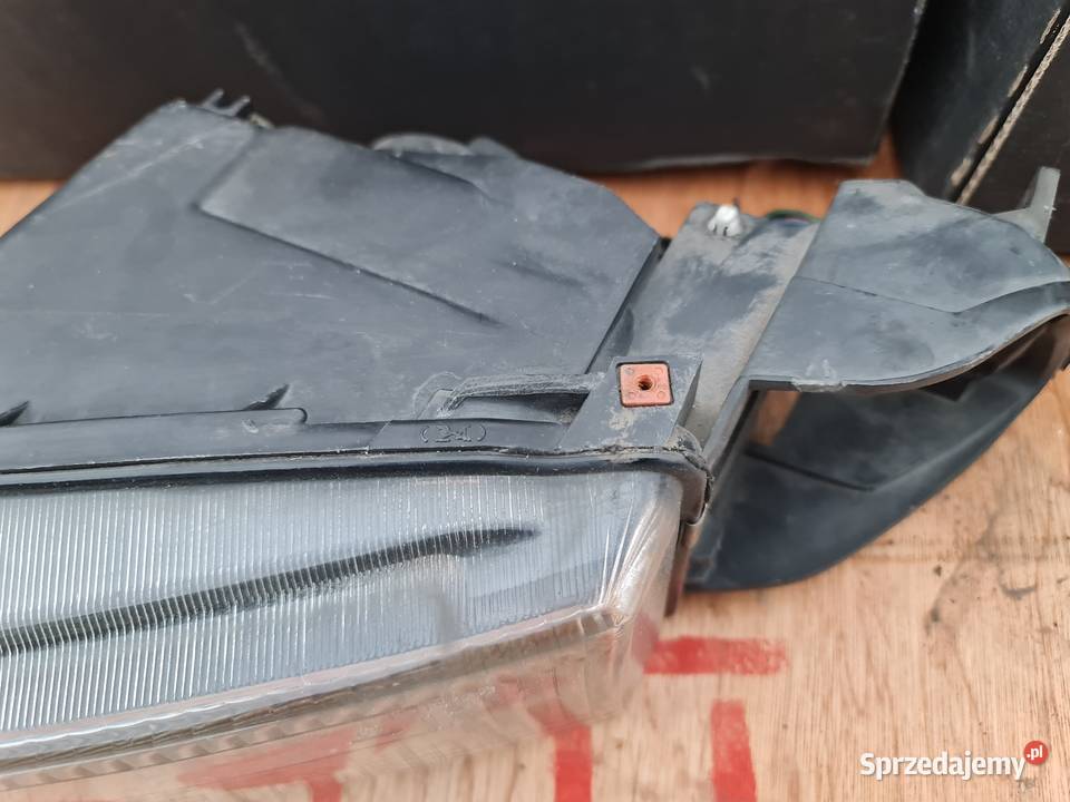 Mitsubishi Galant lampa lewy przód lampy przednie Żory sprzedam