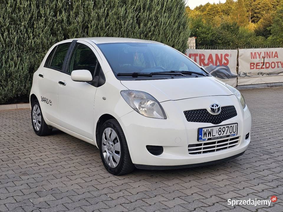 Toyota Yaris 2007r 13Benzyna 1300cm3 Yaris Poniatowa