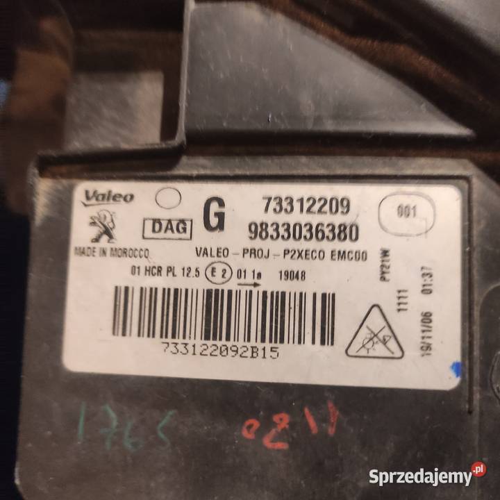 Peugeot 208 lampa przednia lewa LED stan igła