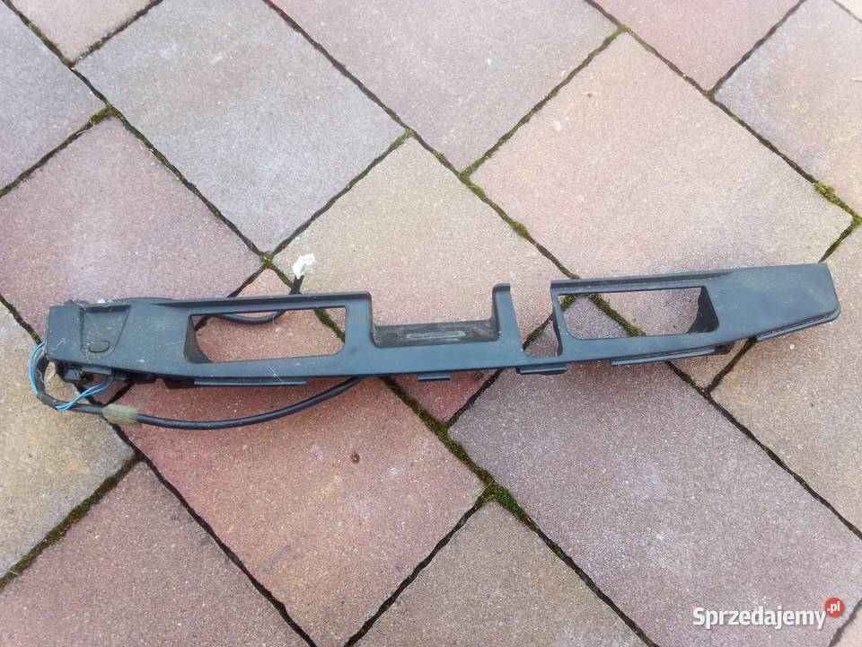 Przycisk podnoszenia klapy tylnej bagażnika osobowe Pozostałe Rzeszów