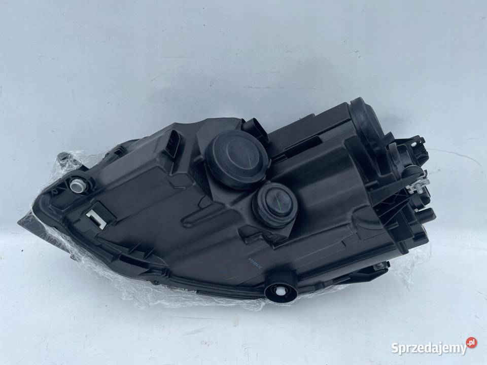 LAMPA PRAWA PRZÓD PRZEDNIA VW GOLF VII 2012 osobowe