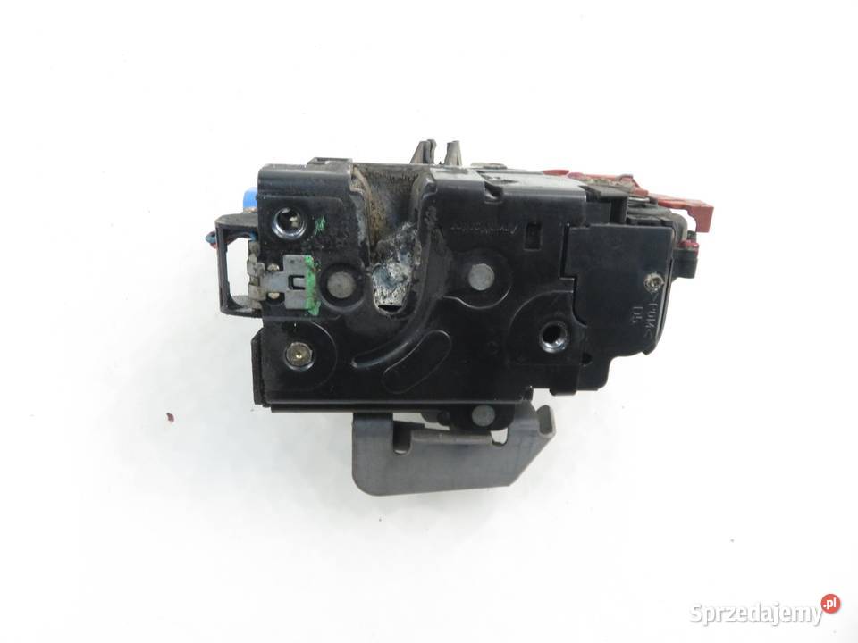 ZAMEK PRAWY PRZEDNI AUDI A3 8P 4E1837016 małopolskie