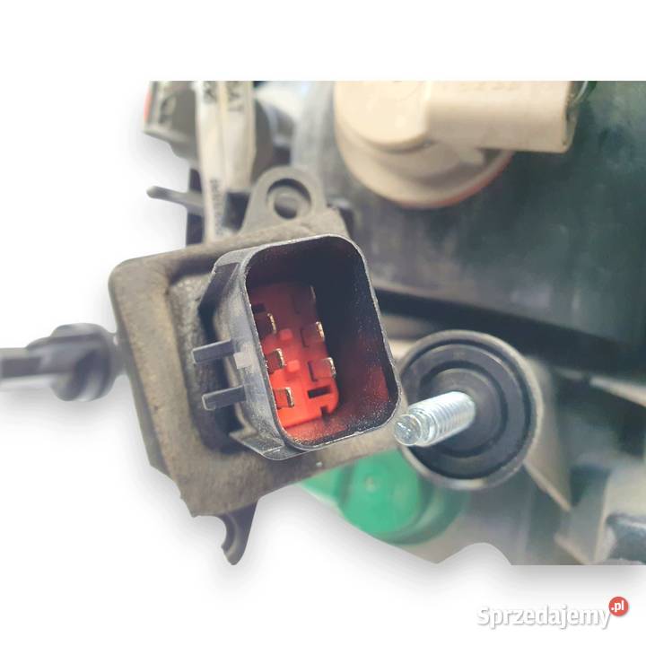 LAMPA LEWA Chrysler 300C SEDAN 20042007 tylna Oświetlenie lubelskie Chełm