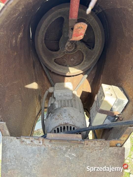 Betoniarka 150l silnik 380V 11 KW Kamień