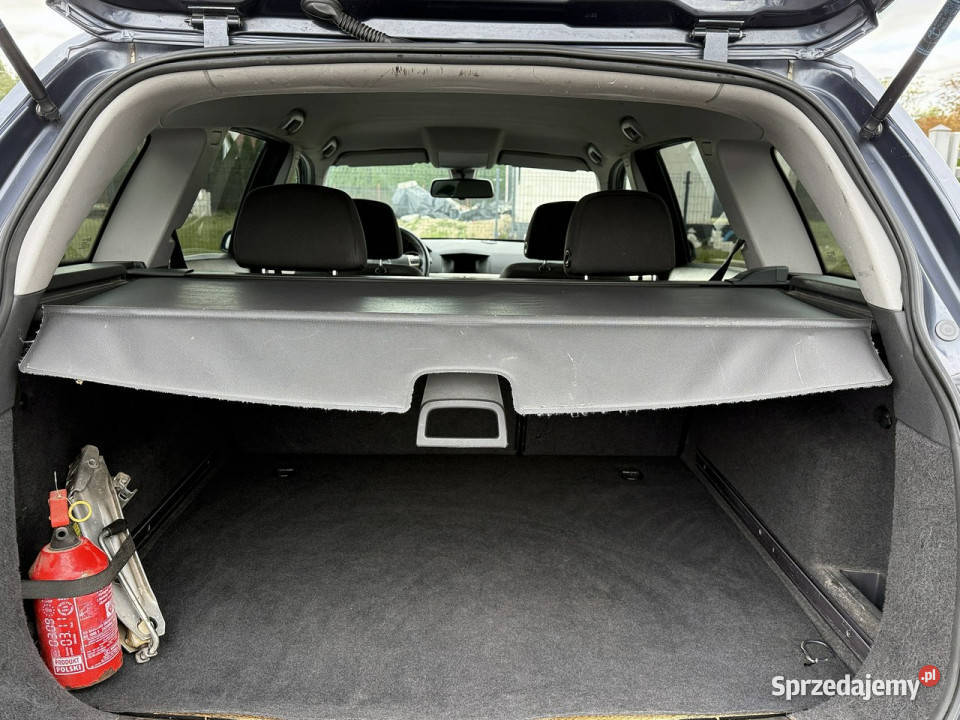 Opel Astra 16i Węgrów