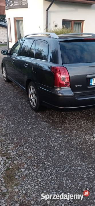 TOYOTA AVENSIS 22d 180przebiegu diesel Wilkołaz Trzeci