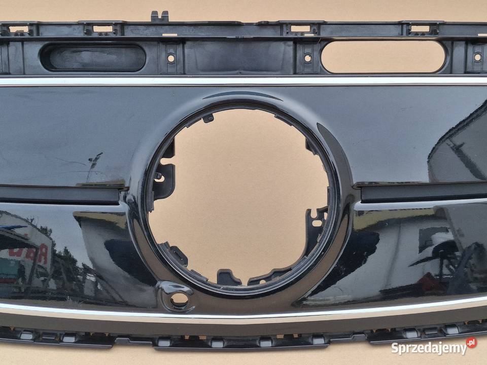 MERCEDES EQA EQB W243 Z243 GRILL ATRAPA osobowe Bieleń