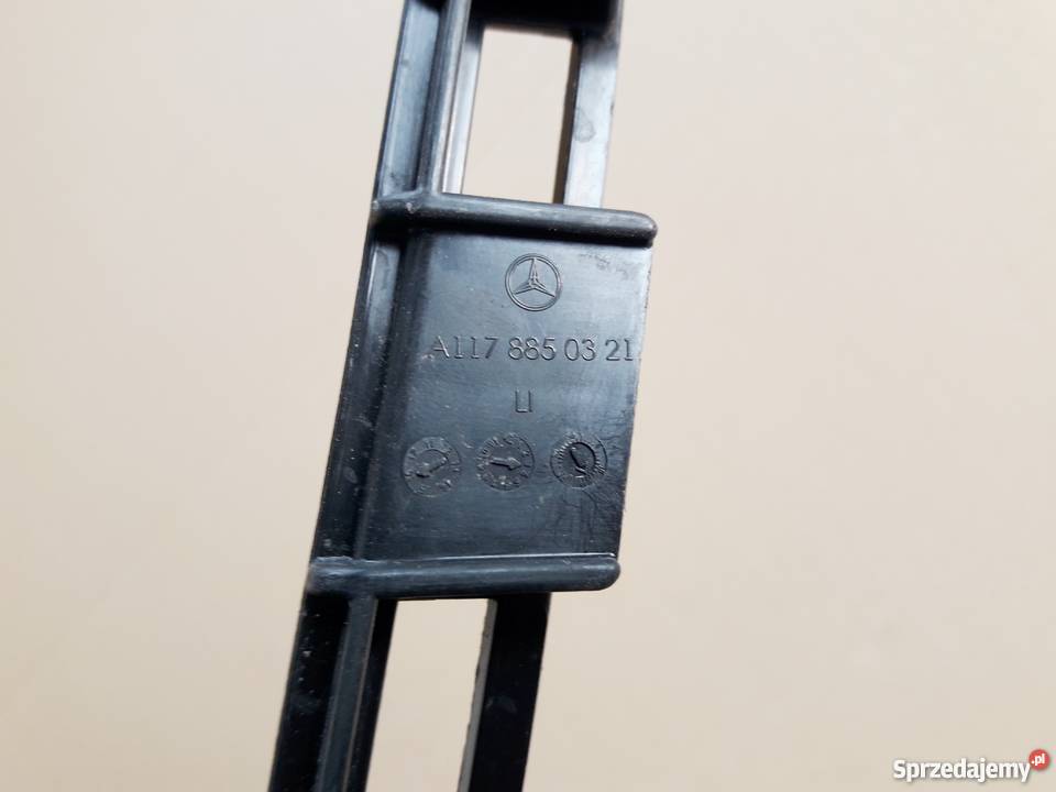 MERCEDES CLA W117 ŚŁIZG ZDERZAKA LEWY TŁ TYLNY Bieleń