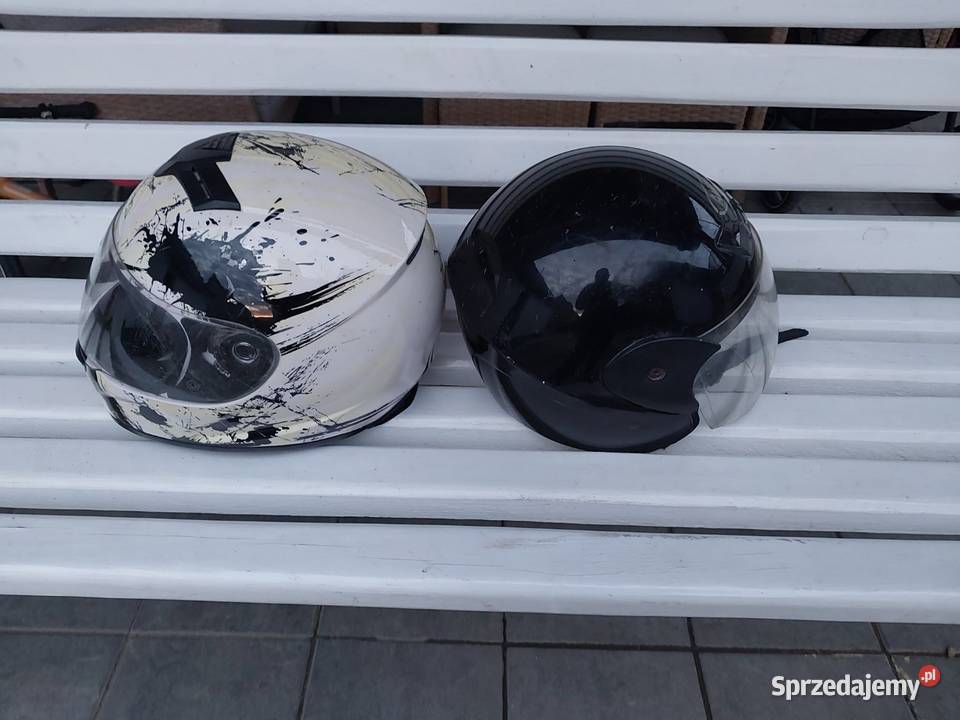 Sprzedam dwa kaski 2 M5758 Części i akcesoria motocyklowe kujawsko-pomorskie Marcinkowo