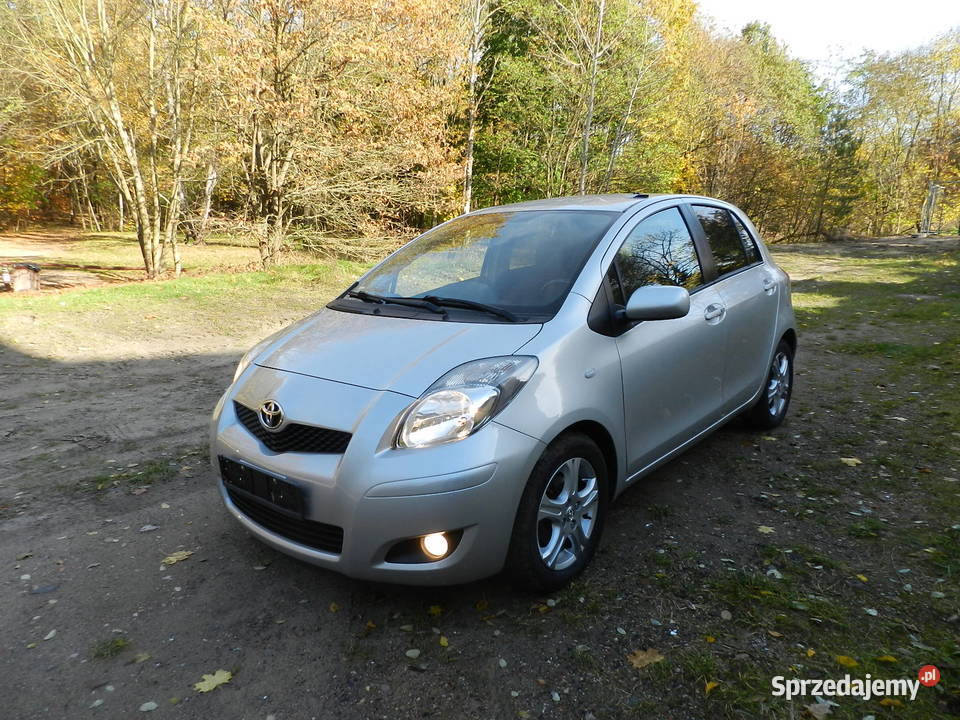 Toyota Yaris II KLIMATRONIK ekonomiczna 1329cm3 Puszczykowo