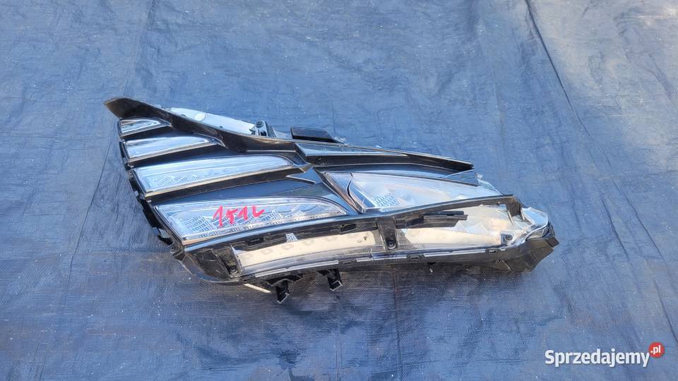 REFLEKTOR PRAWY LAMPA PRAWA HYUNDAI TUCSON IV lampy przednie Ruda Śląska