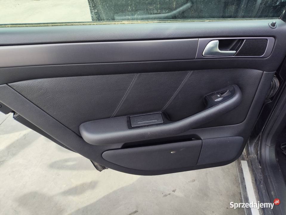 Audi A6C5 Avant kompletne wnętrze skóra Korczyna