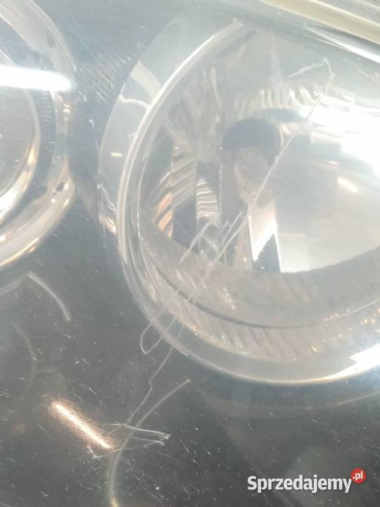 LAMPA PRZÓD PRAWA EU Mazda 3 I 20032009 Rok produkcji 2005 Oświetlenie