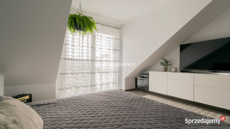 Mieszkanie Kraków Macieja Dębskiego 5472m2 3 sprzedam