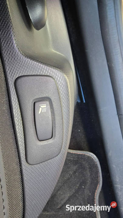 Renault Captur Helly Hansen Kamera Navi Skóra I aluminiowe felgi Karczew