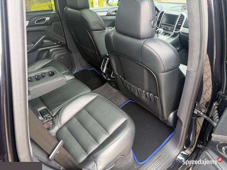 Porsche Cayenne GTS 48 V8 420 4x4 2014r czarny wielkopolskie Krotoszyn