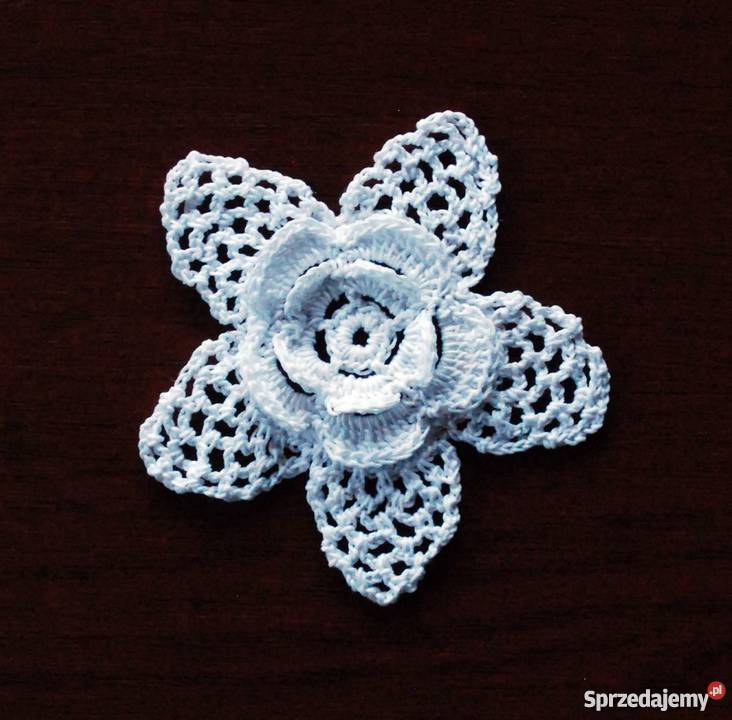 Zawieszka ozdoba szydełkowa na choinkę Kwiatek 8 Kluczbork