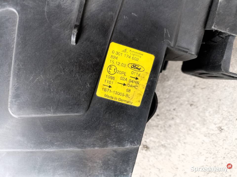 Lampy przód Ford Mondeo MK3 osobowe podkarpackie Tarnobrzeg