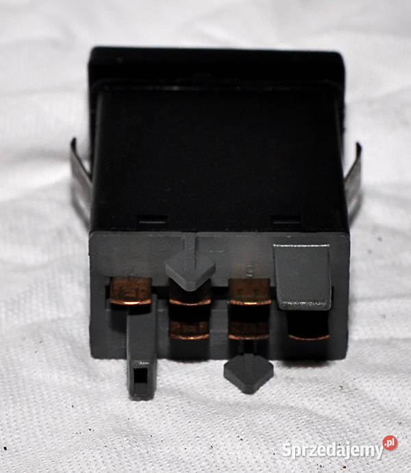 WŁĄCZNIK ŚWIATEŁ AWARYJNYCH 3B0953235D VW PASSAT małopolskie