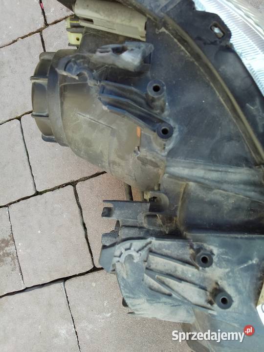 Lampy przód Mitsubishi ASXOutlander sport USA Rok produkcji 2018 Siedlanka