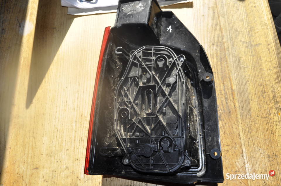 VW T6 16 lampa prawa tylna oryginał