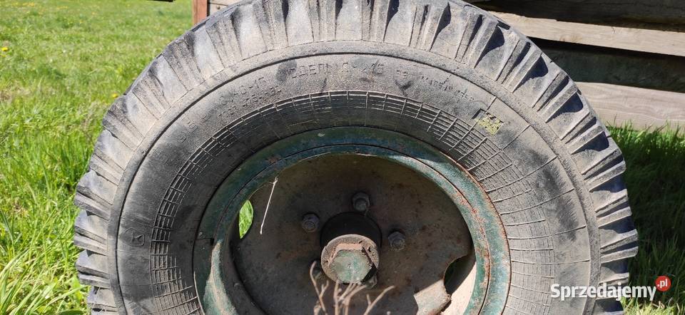 Wóz ciągnikowy metalowy nieuszkodzony Dębica